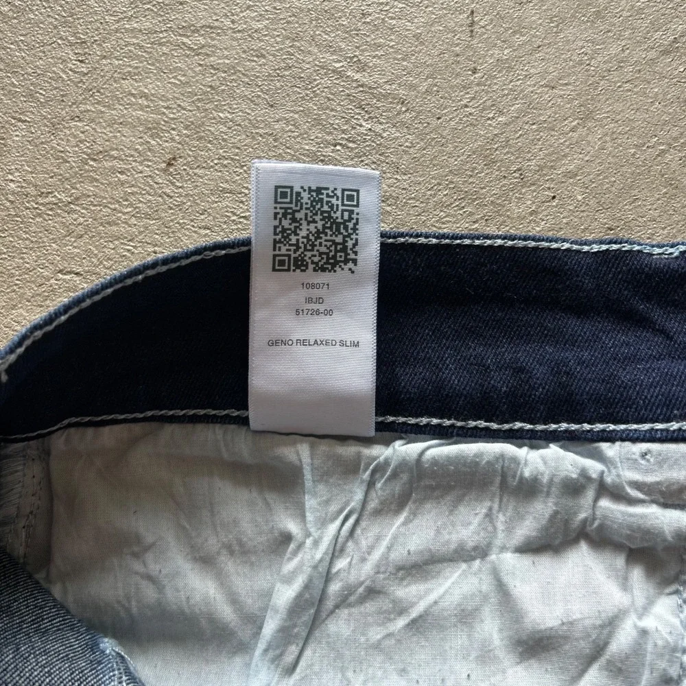True Religion Jeans Size 40x32 Blue Dark Wash Denim Geno Relaxed Slim Flap Pocke